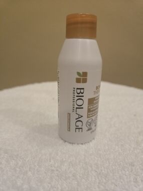 Biolage Professional Bon Therapy Travel Size Shampoo - White & Gold Bottle